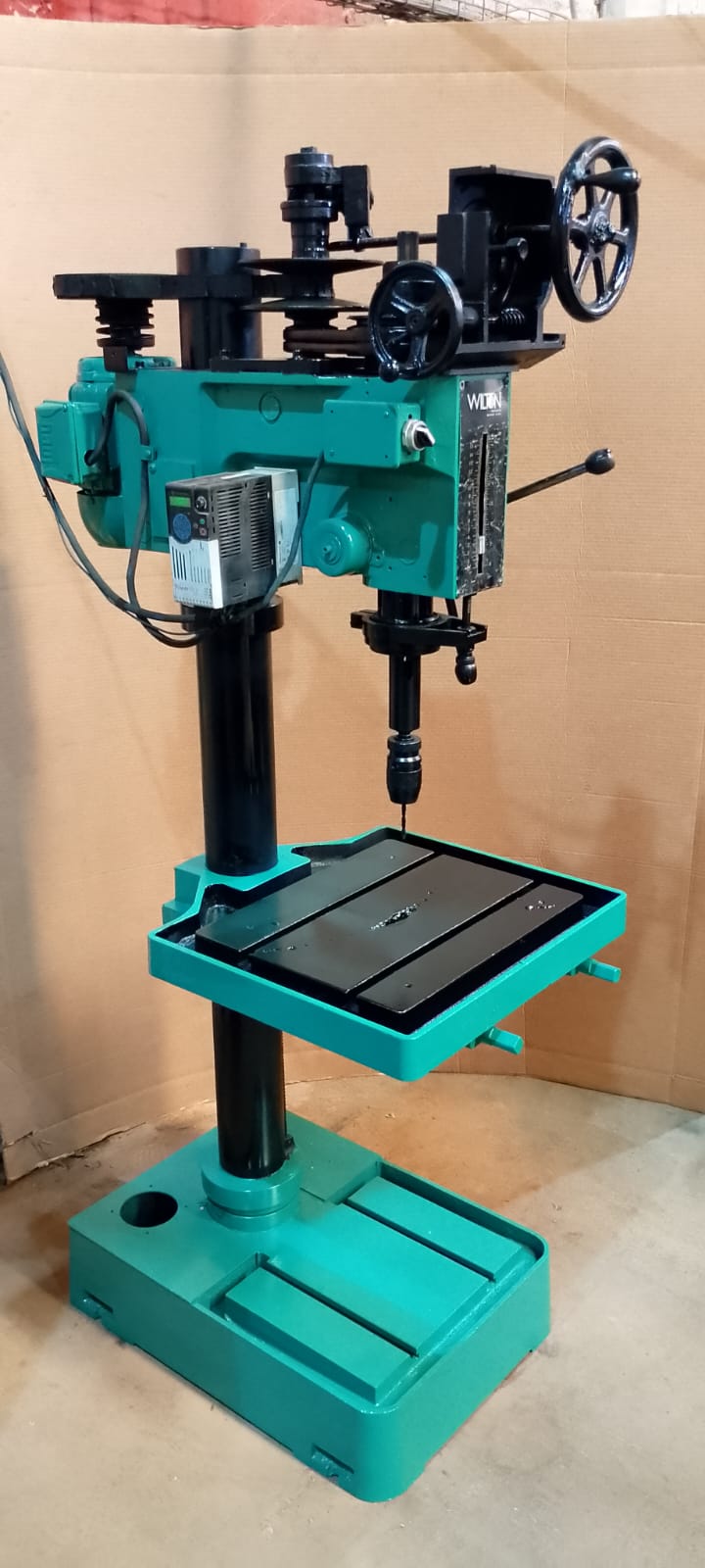 TALADRO VELOCIDAD VARIABLE