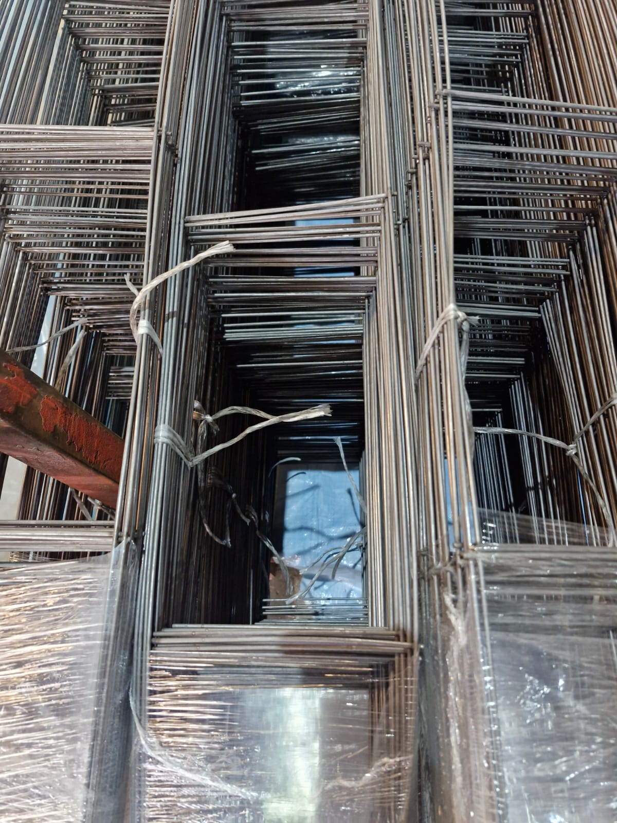 ESCALERRILLA PARA BLOCK 20-2 GALVANIZADA PAQUETE CON 100